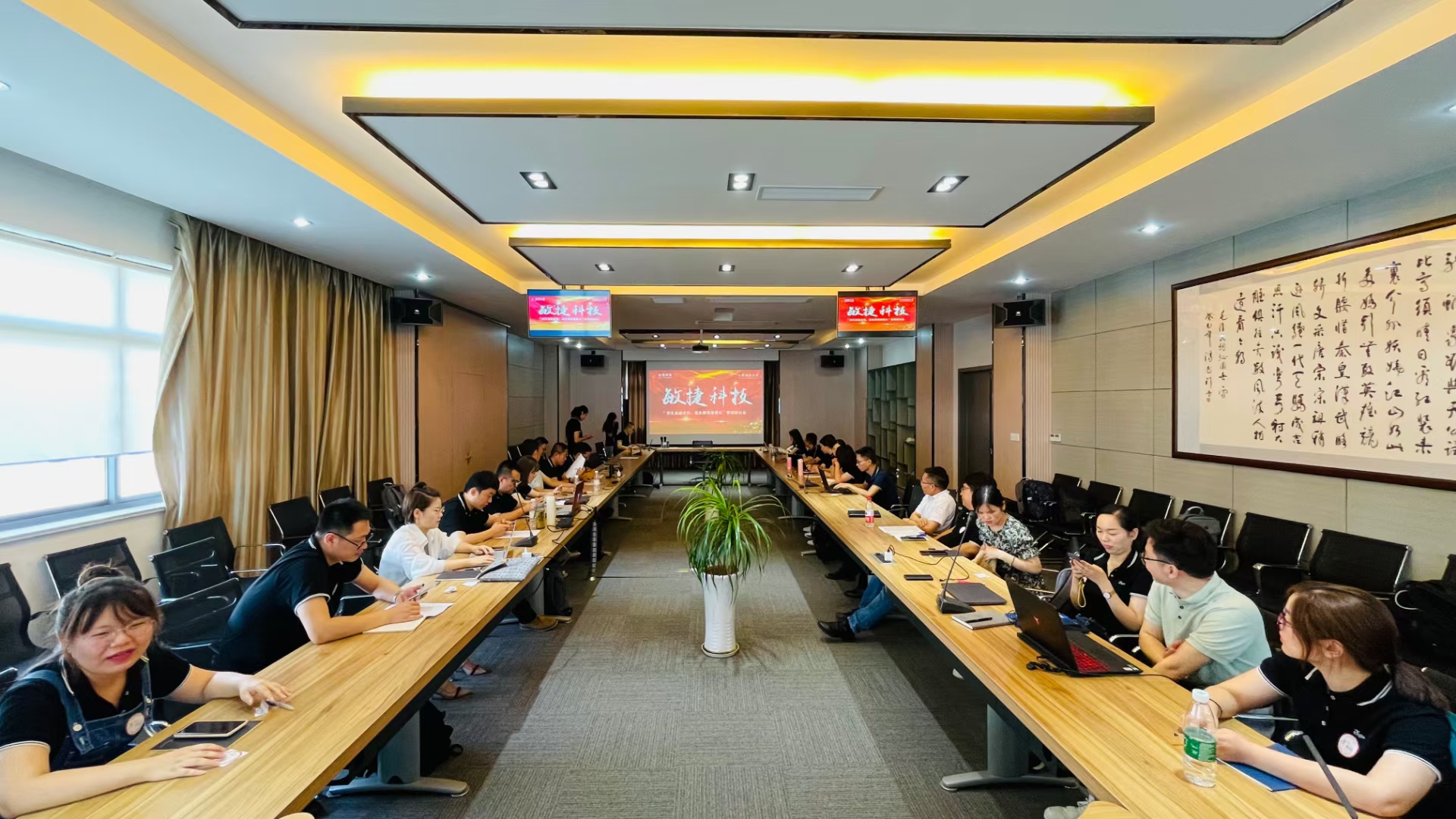 1624966322138256.jpg 939f6ce2874c6daf729d62861b77a61.jpg