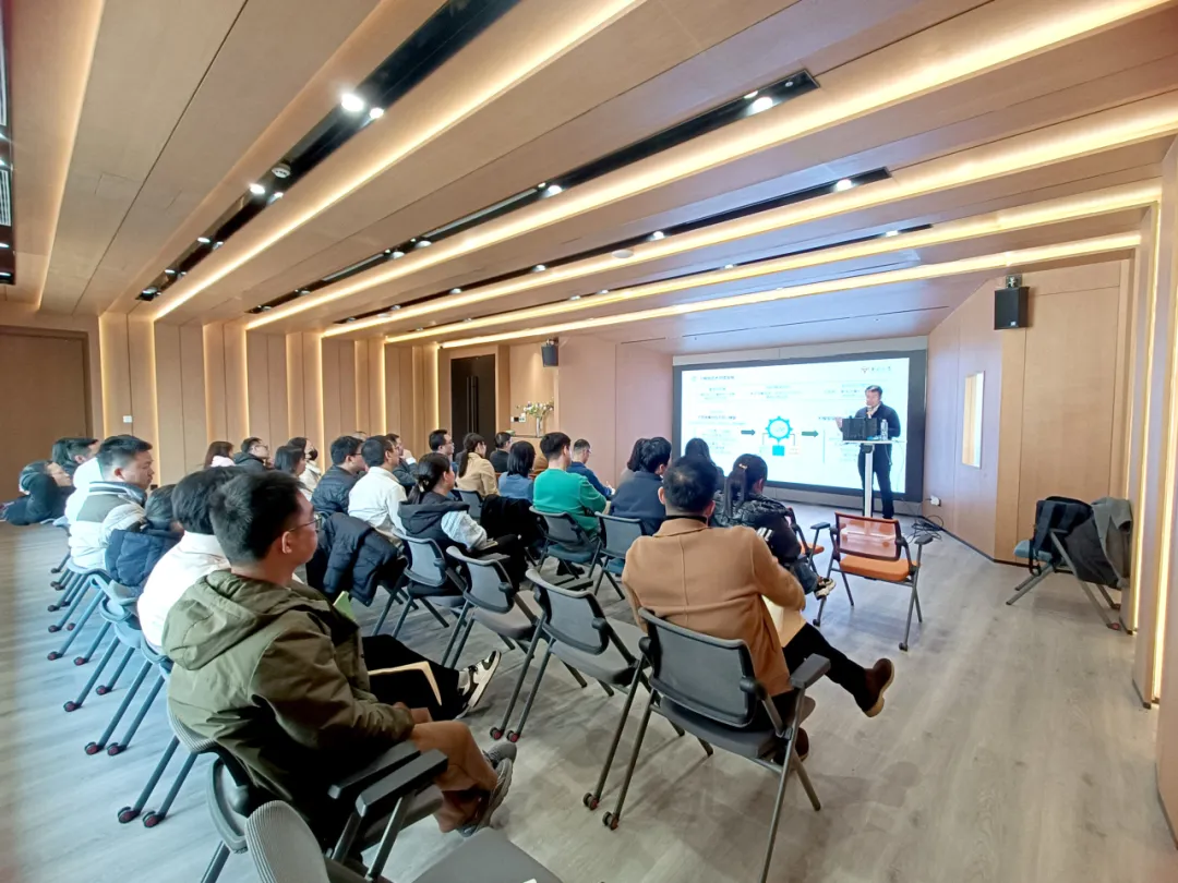 1740041261785502.png 1.png